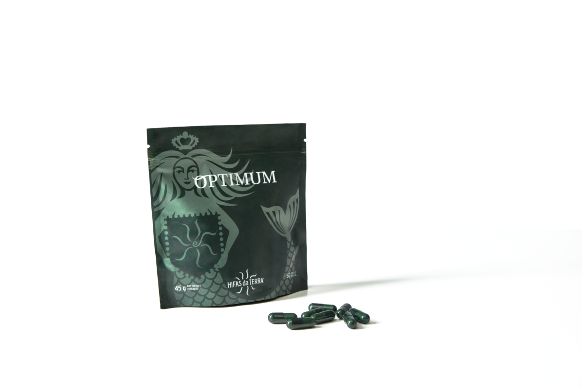 Hifas da Terra OPTIMUM capsules which contain Cordyceps, Reishi, and Lion's Mane.
