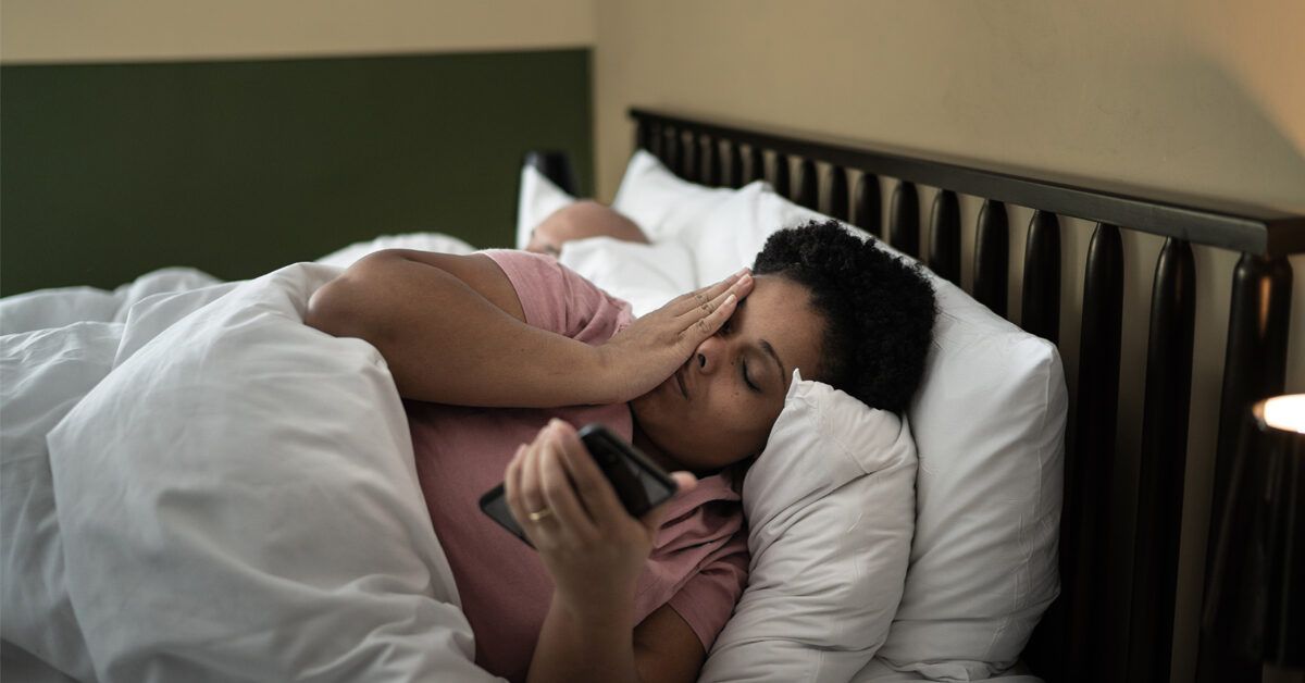 Night Sweats vs Hot Flashes: Why You're Waking Up